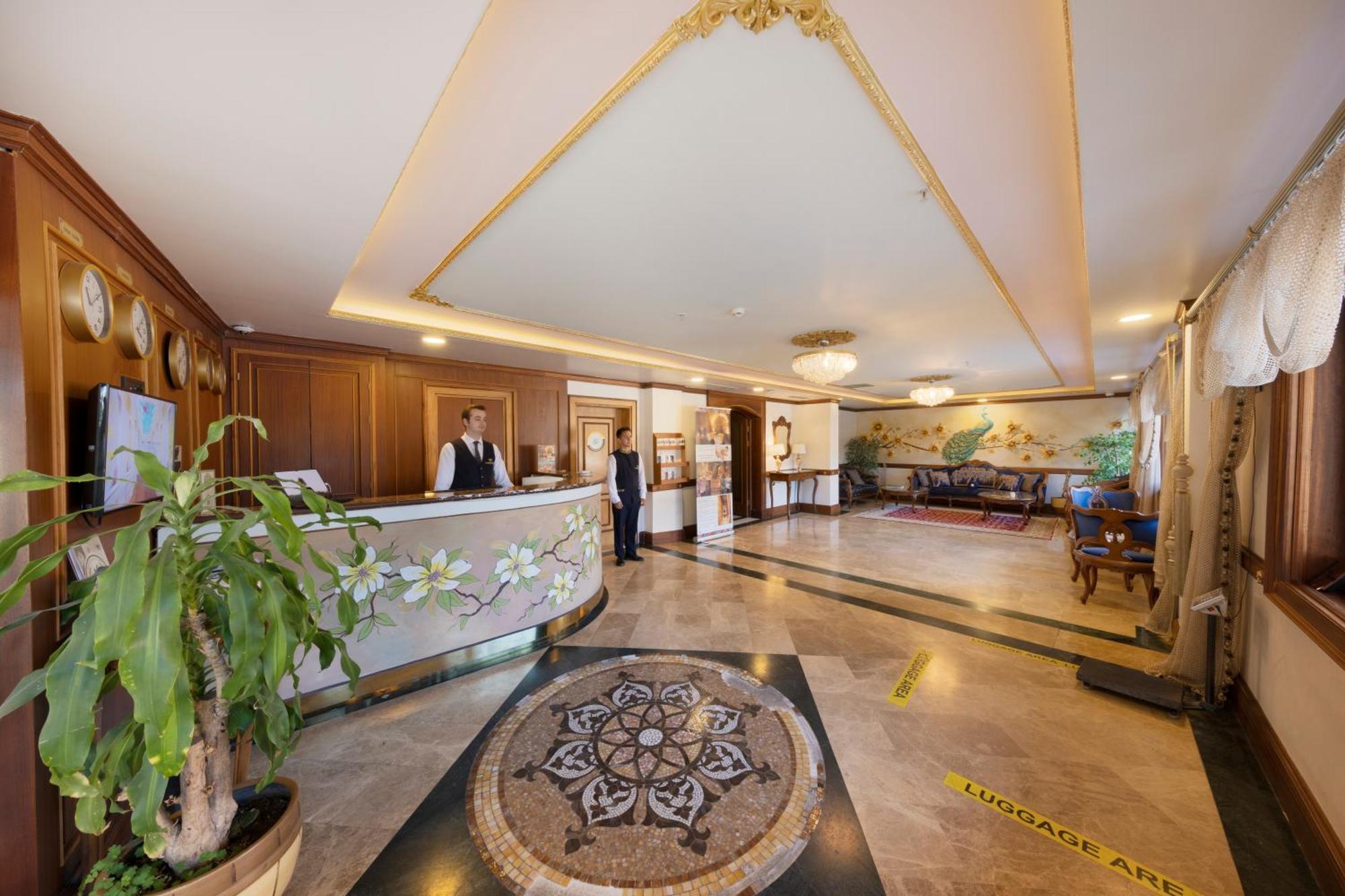 Seven Hills Palace & Spa Istanbul Exterior photo